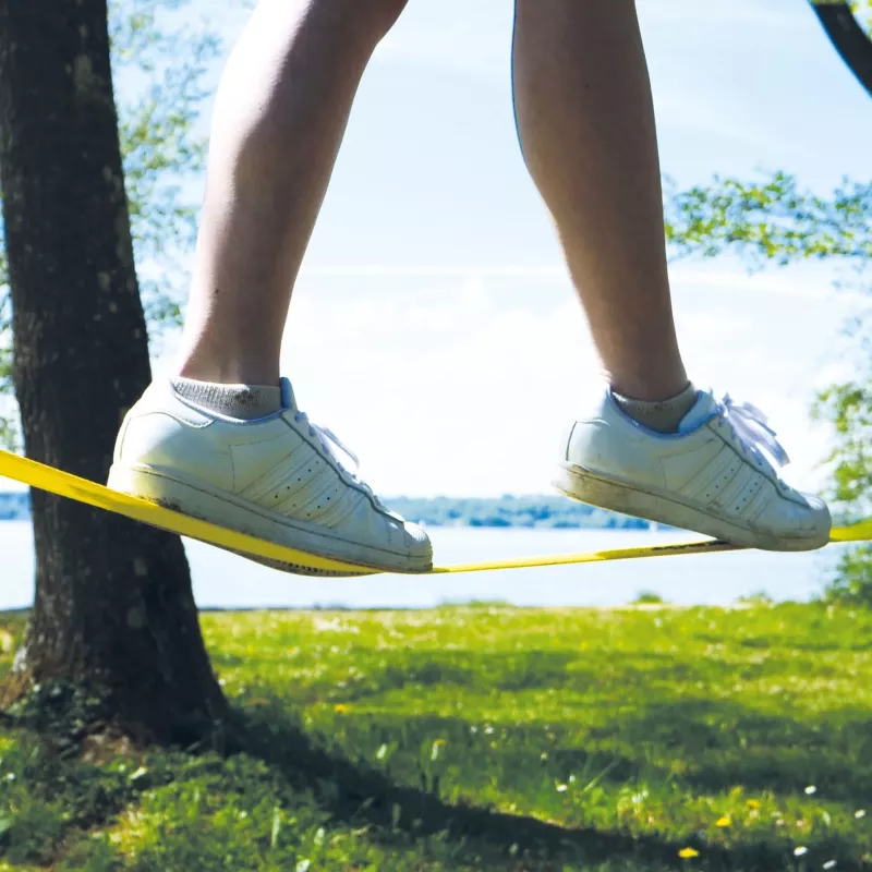 SCHILDKRÖT conjunto de slackline 15 m amarelo, 50 mm de largura com tensor de catraca – kit de treino de equilíbrio 970701