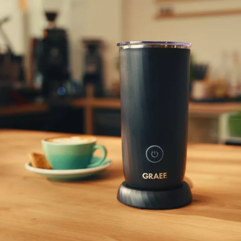 GRAEF MS 402 EU espumador de leite automático, 240 ml de capacidade de aquecimento, preto