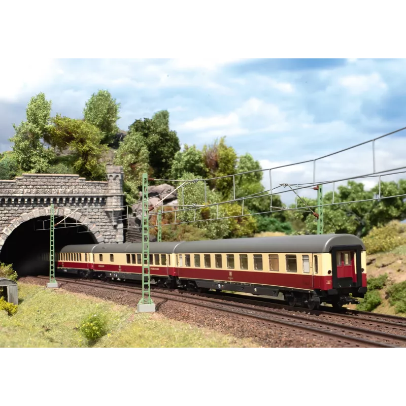 Märklin 43861 H0 carro polícia VW Käfer modelo, pré-montado, escala 1:87