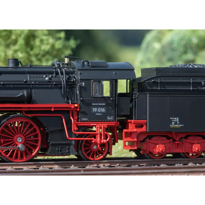 Märklin 038190 H0 locomotiva a vapor Baureihe 19 016 DR/DDR