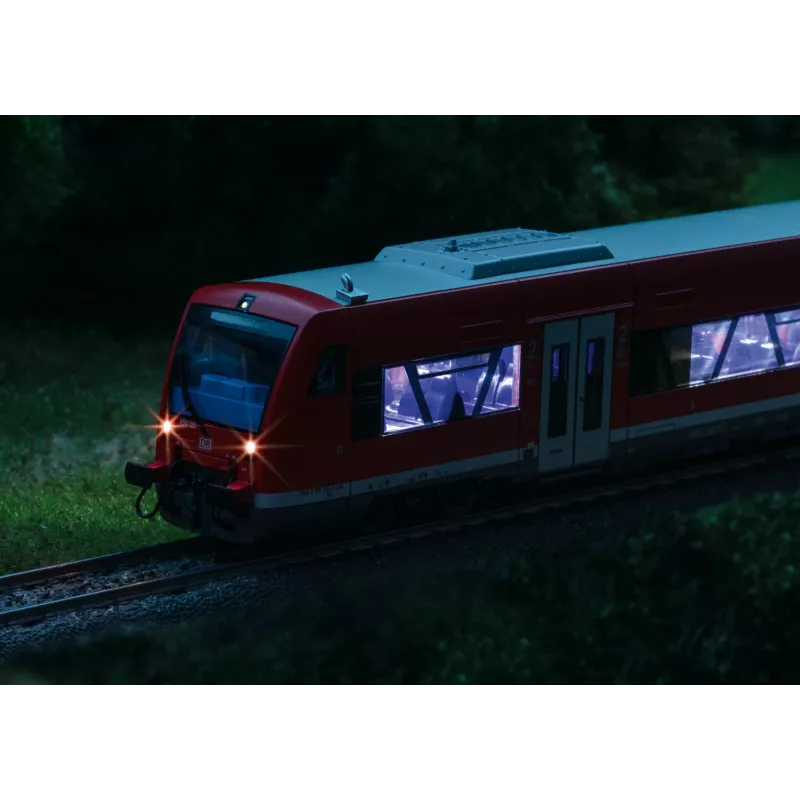 Märklin 36965 H0 automotora diesel BR 650 DB AG