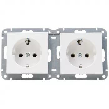 HEINRICH KOPP HK07 KombiQuick tomada Schuko dupla horizontal de encastrar, branco puro (RAL 9010), com proteção para crianças, 16 A, 250 V, terminais de ligação rápida, termoplástico sem halogéneos 133829004