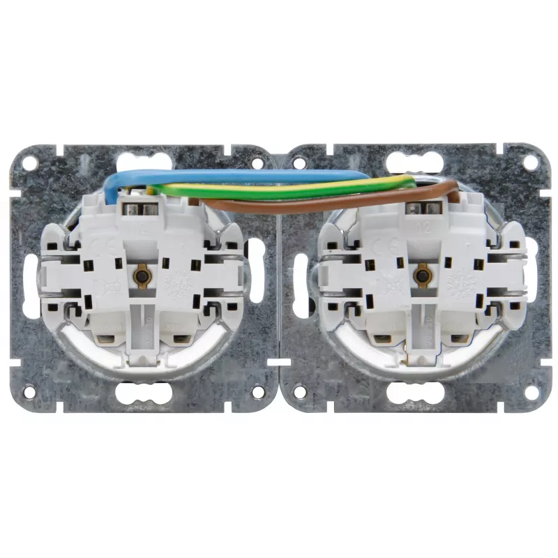 HEINRICH KOPP HK07 KombiQuick tomada Schuko dupla horizontal de encastrar, branco puro (RAL 9010), com proteção para crianças, 16 A, 250 V, terminais de ligação rápida, termoplástico sem halogéneos 133829004