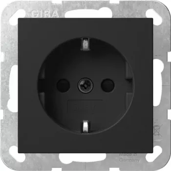 Gira System 55 tomada SCHUKO com tampa basculante, proteção reforçada contra contacto, branco brilhante 4183005