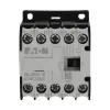 Eaton DILEM12-10 Mini contactor, 3 polos, 12 A, bobina 230 V 50 Hz / 240 V 60 Hz, 1 contacto auxiliar NA, IP20, preto/branco 127075