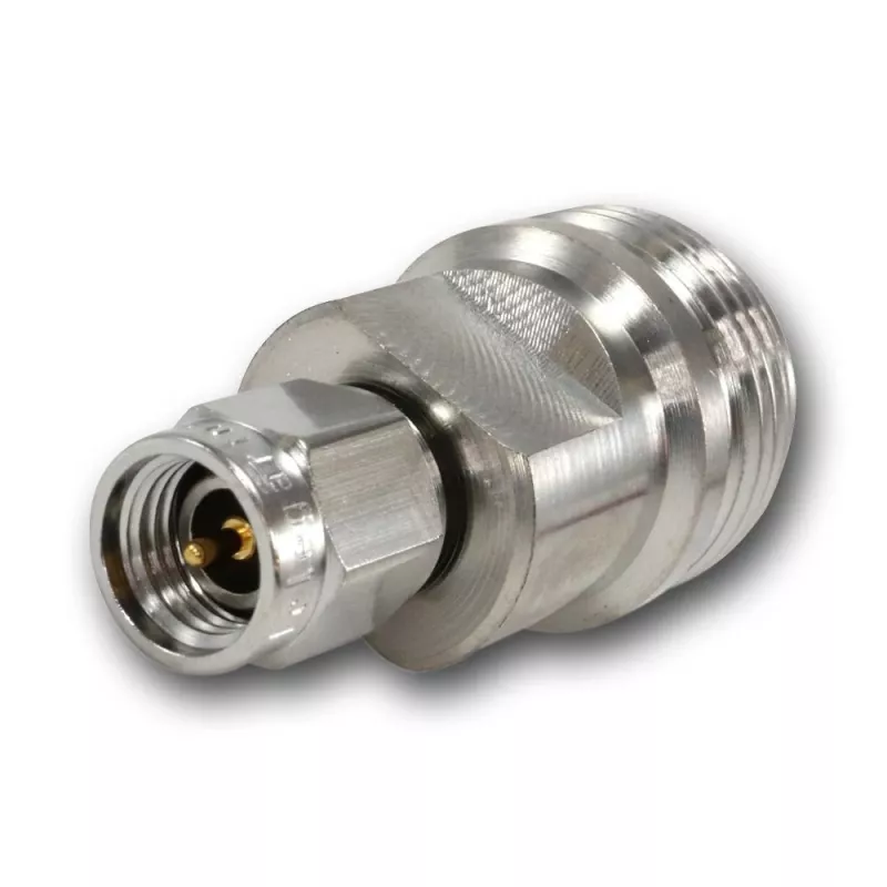 Adaptador coaxial Telegärtner inter-séries SMA macho para N fêmea 50 Ohm DC-18 GHz