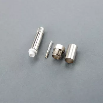 Telegärtner Conector fêmea FME de crimpar para cabo LMR-240, 50 Ohm, DC-3 GHz, latão niquelado, contacto dourado J01701A0003Z