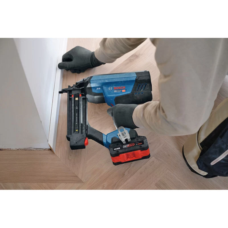 Bosch Professional GNH 18V-50-2M Pregadora a bateria 18V (ferramenta nua, azul/preto)