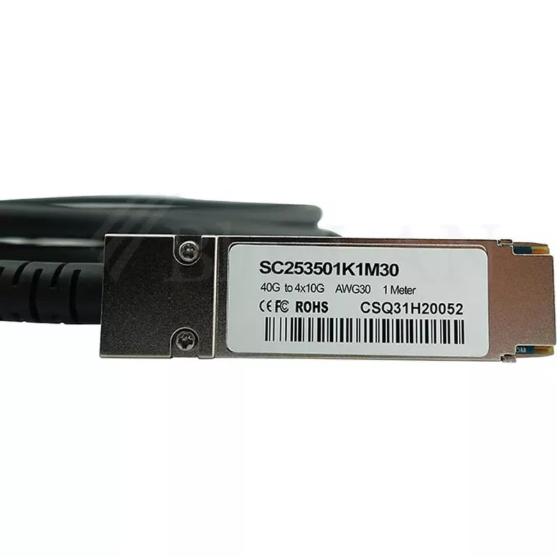 Cabo Breakout Direct Attach passivo BlueLAN LSWM1QSTK3-BL 40GBASE-CR4 QSFP para 4x10GBASE-CR SFP+, 1m, AWG30