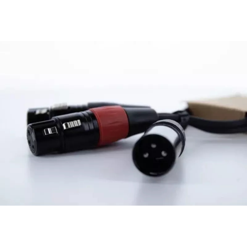 Cabo adaptador Y XLR Cordial EY 0,3 MFF - 1x XLR macho para 2x XLR fêmea, 0,3 m, preto 14881
