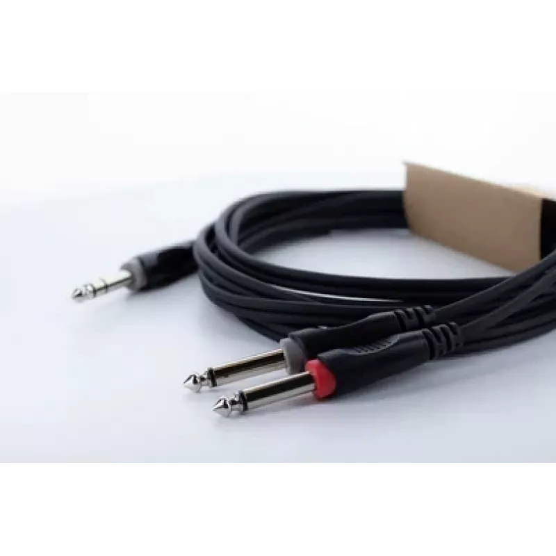 Cabo adaptador Y de áudio Cordial 14877 ficha jack 6,3 mm estéreo para 2x ficha jack 6,3 mm mono 1,5 m preto PVC cabo duplo