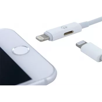 CYOO Cabo adaptador 2 em 1 Lightning para carregamento e áudio - Branco