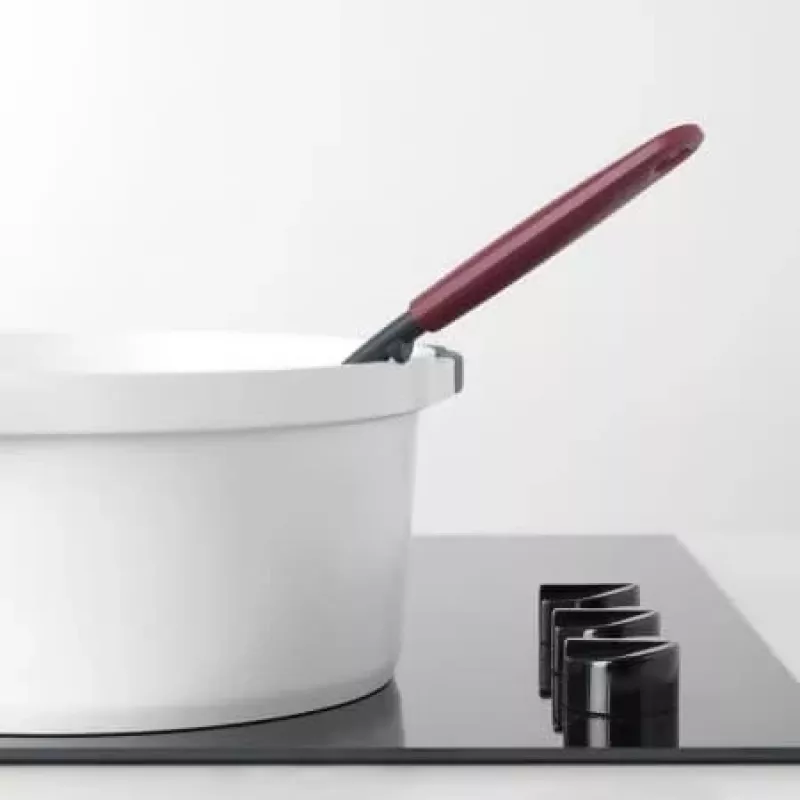 Espátula de frigideira com ranhuras Brabantia Profile Line, vermelho beringela