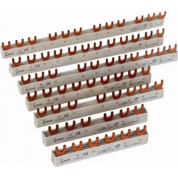 Grupo de distribuição pré-cablado Eaton EVG-3PHAS/N/5MODUL/LS, 3 fases + neutro, 5 módulos, Vermelho 215659