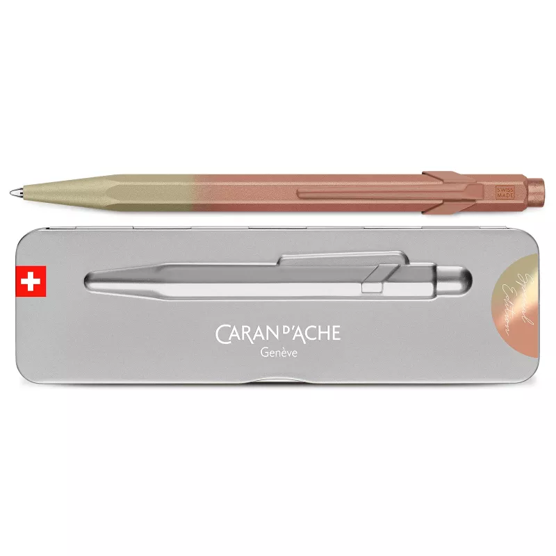 Caran d'Ache 849 esferográfica Sunstone Pink Claim Your Style 5th Edition média azul NM849.588