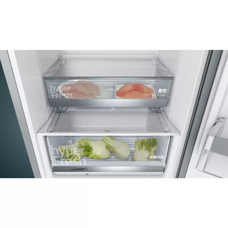 Frigorífico combinado independente Siemens KG39EALCA iQ500, 201 cm de altura, classe de eficiência energética C, prateado