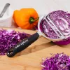 Descascador Microplane Peeler XL com lâmina de aço inoxidável cirúrgico, cabo ergonómico soft-touch, removedor de olhos de batata integrado, preto