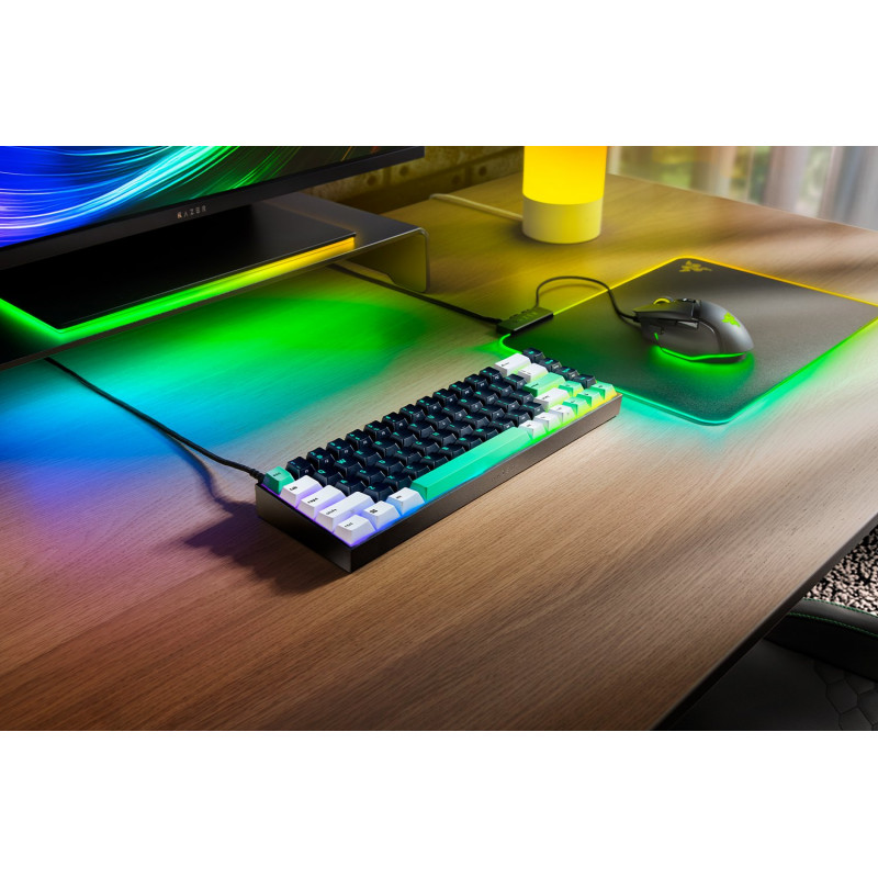 Teclado de gaming mecânico Razer Reclusa X Mini 65%, com fios, US, Razer Mechanical Switches Gen-3 (tátil), preto