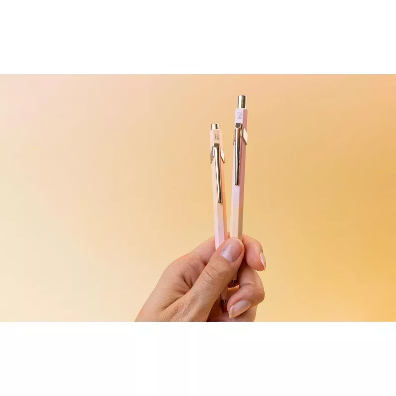 Caran d'Ache HORIZON Conjunto de instrumentos de escrita, gradiente de amarelo pastel a rosa pastel (8490.708)