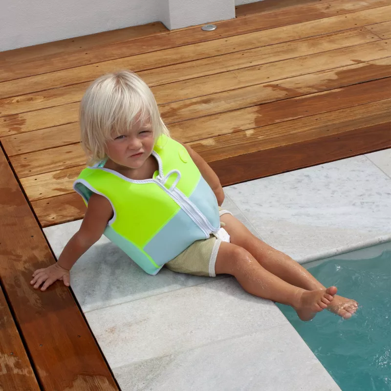 Sunnylife colete de natação para criança (1-2 anos) – Salty the Shark