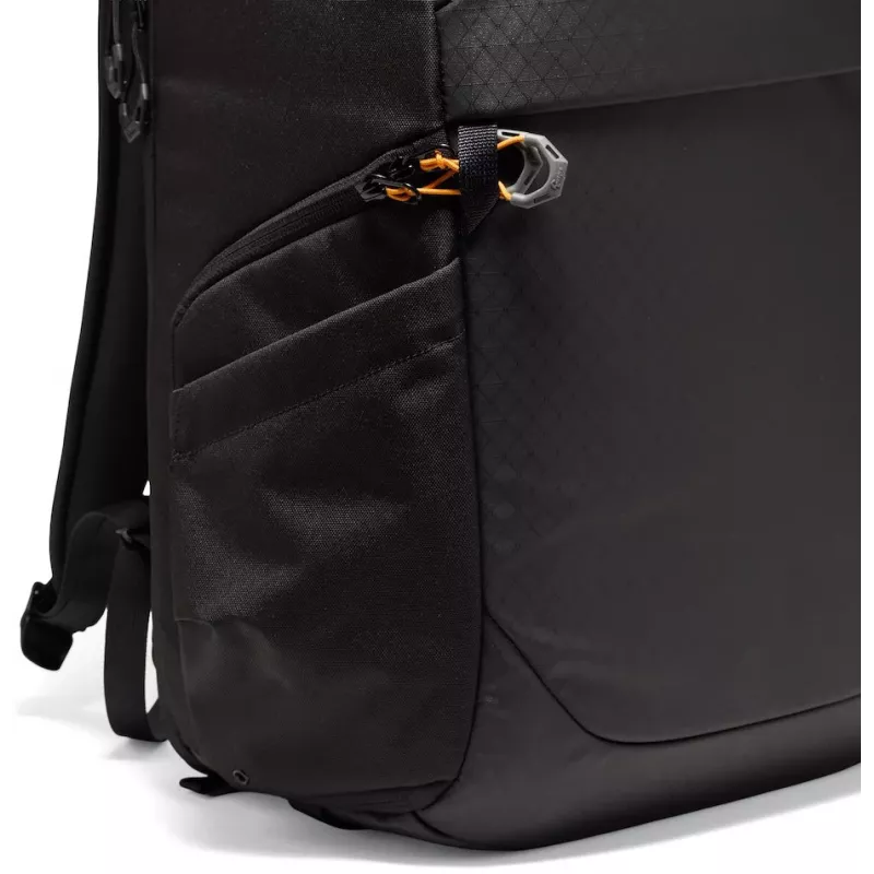 Mochila Lowepro Fastpack BP 450 AW IV preta