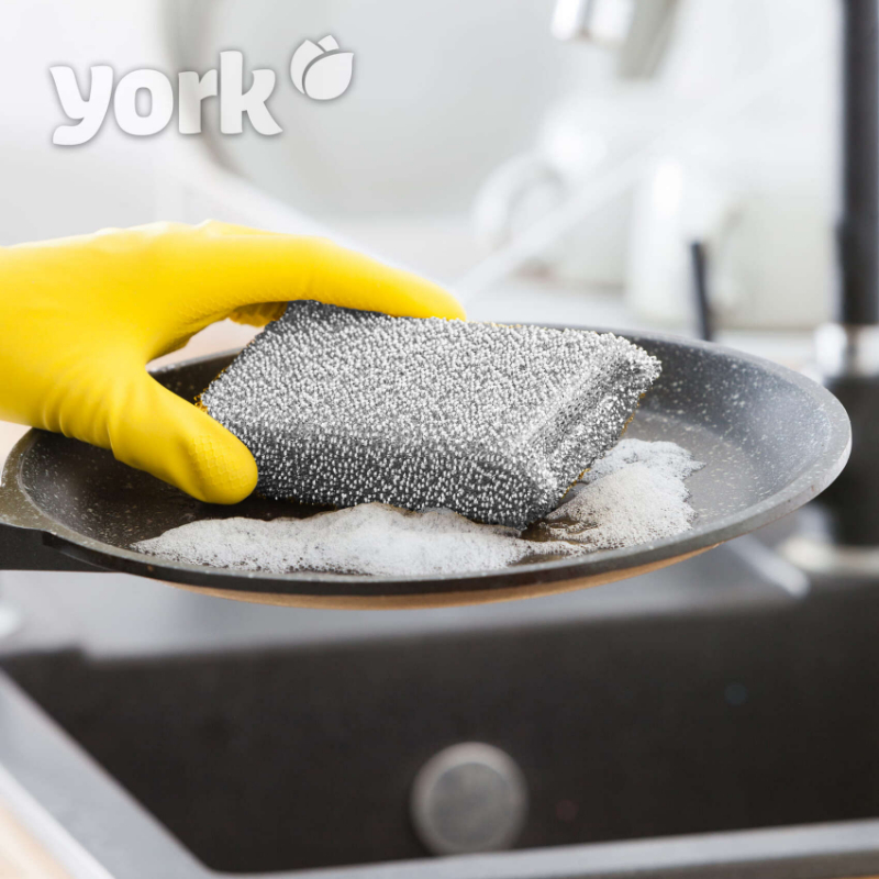 Esponja YORK para superfícies de teflon em caixa metálica 12,5x8x2,7cm