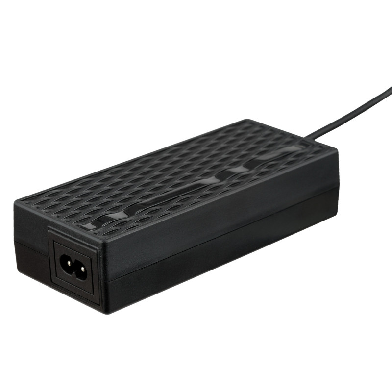 Carregador Akyga AK-EV-03 para e-bikes e trotinetes elétricas com bateria de 36 V, 42 V / 2 A, 84 W, ficha XLR 3 pinos, 1 m