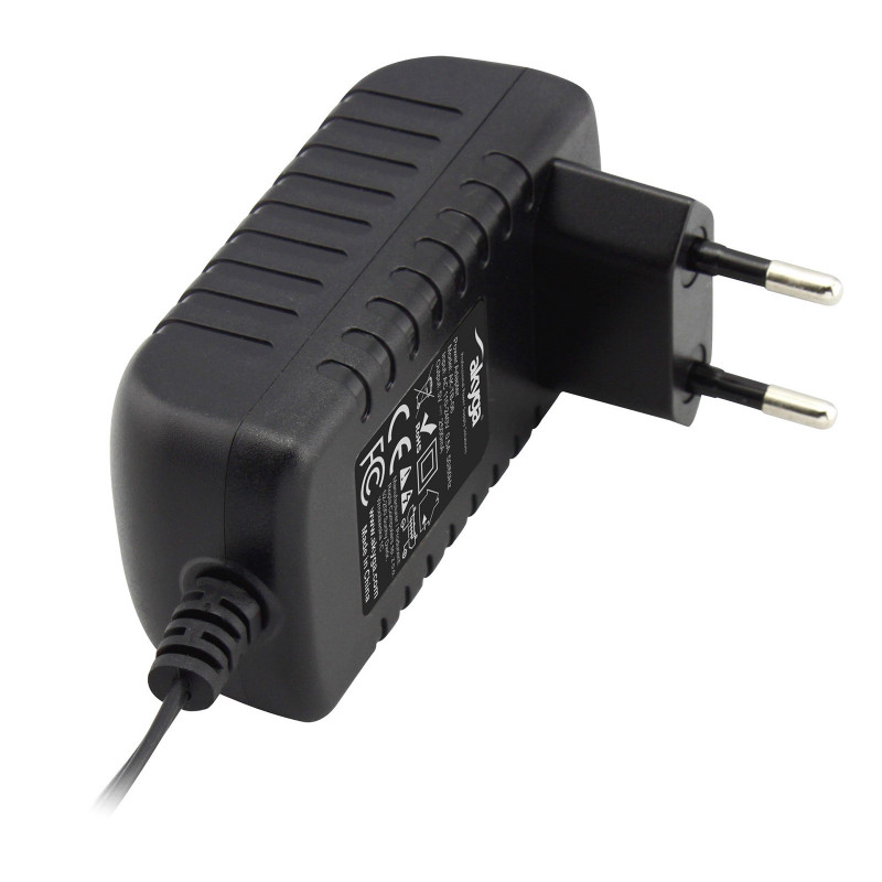 Fonte de alimentação universal Akyga AK-TB-06 5,0V / 2,5A 12,5W micro USB B 1,1m