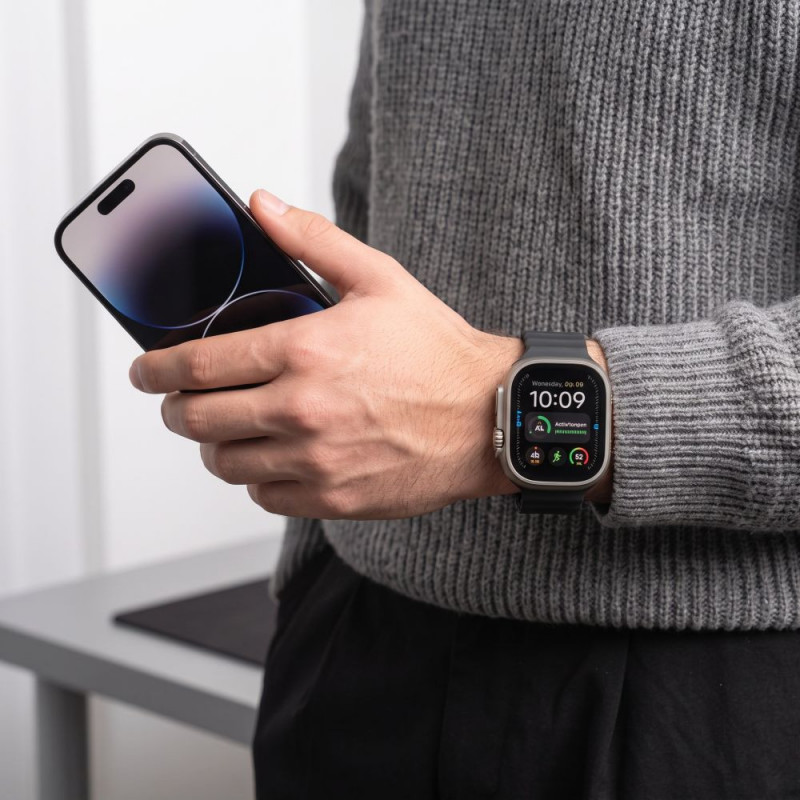 Pulseira Tech-Protect Silicone Line Apple Watch 8 / 9 / 10 / 11 / 12 / SE / Ultra 44/45/46/49 mm, preta
