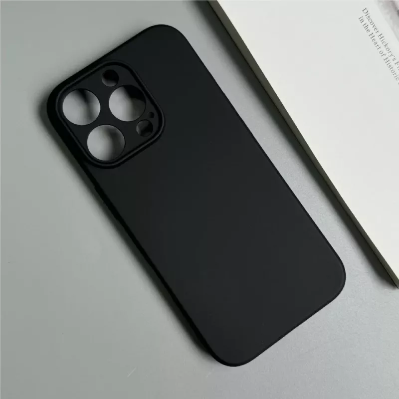 Capa mole Hurtel para iPhone 16 Pro Max, preta