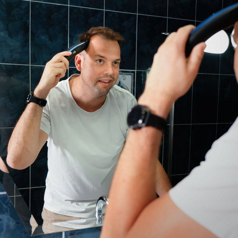 Máquina de cortar cabelo sem fios Eldom MG11U Razor, recarregável/rede elétrica