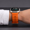 Pulseira Tech-Protect Silicone Line para Apple Watch 8 / 9 / 10 / 11 / 12 / SE / Ultra 44/45/46/49 mm, Laranja