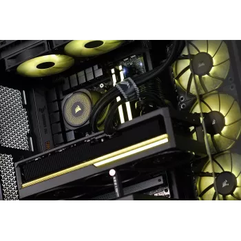Actina PC AMD Ryzen 7 9800X3D 32 GB DDR5-SDRAM 2 TB SSD NVIDIA GeForce RTX 5080 Midi Tower preto