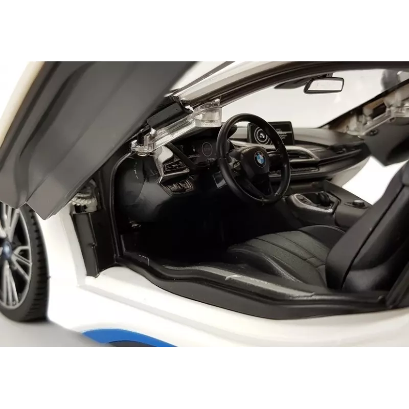 Carro R/C BMW i8 Rastar 1:14 branco com portas automáticas