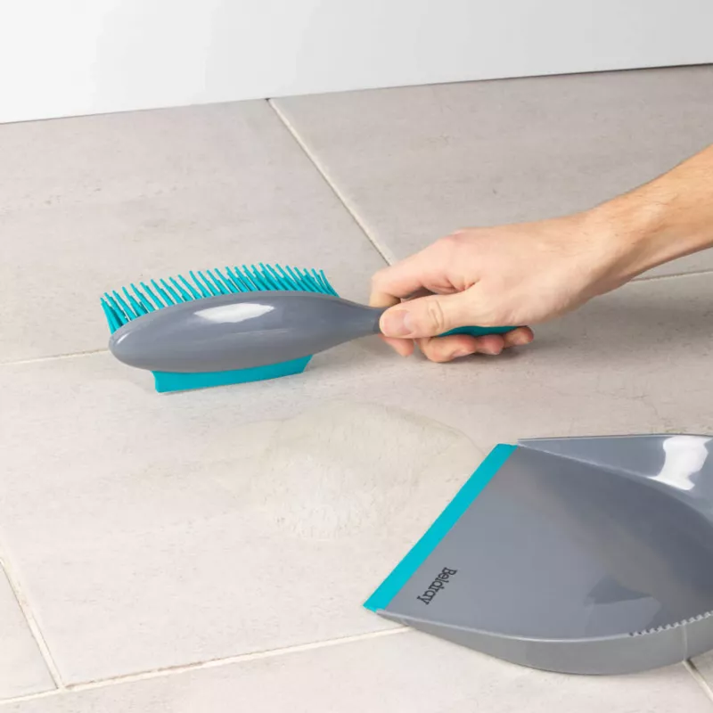 Beldray LA034191UFPEU7 Conjunto de pá e escova com cabeça de borracha Anti-bac Pet Plus+