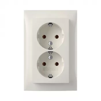 Tomada dupla SCHUKO Berker S.1, 16A 250V, branco polar brilhante com tampa