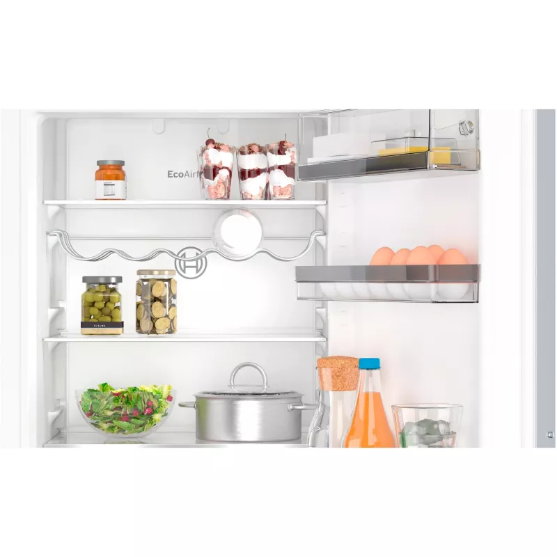 Frigorífico-congelador combinado encastrável BOSCH KIN86ADD0 com VitaFresh e NoFrost, 260 L, classe energética D, branco