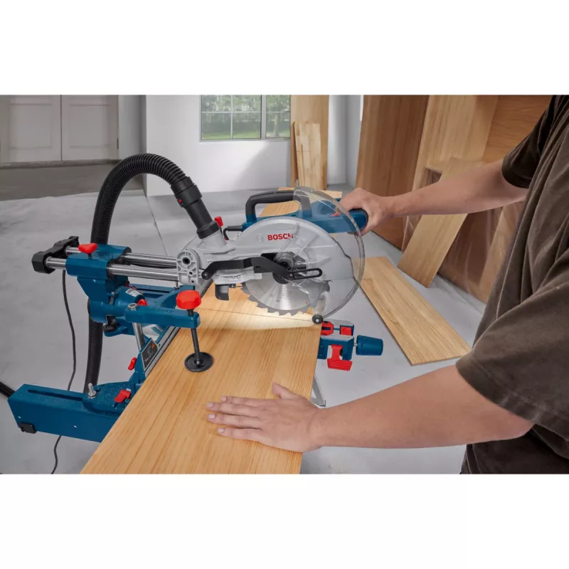 Bosch Professional GCM305-216S serra de corte e esquadria (0601B61000)