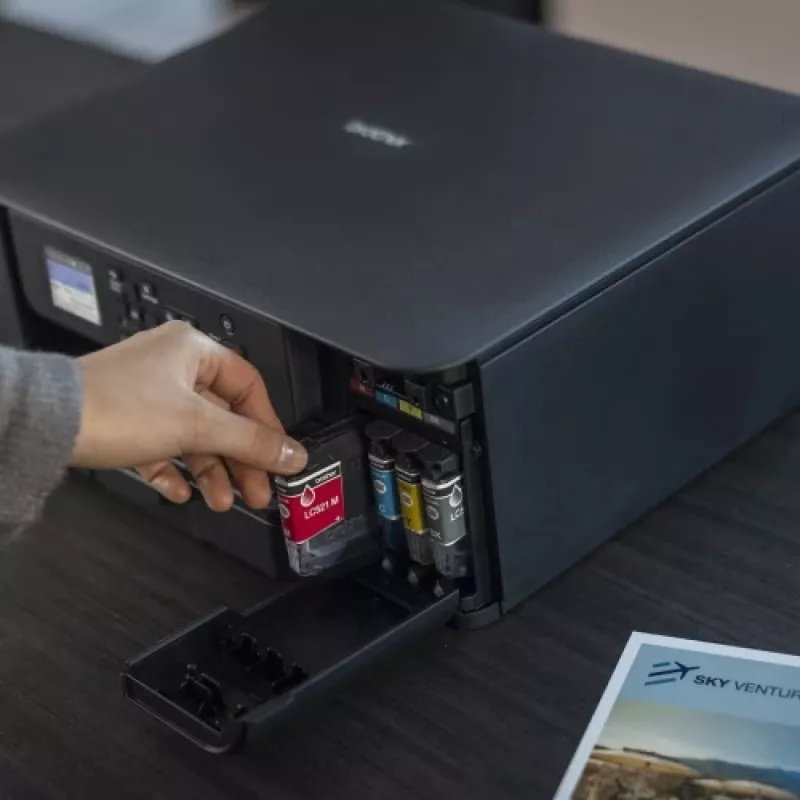 Brother DCP-J1310DW Impressora jato de tinta cor multifunções A4 16 ppm USB Wi-Fi