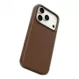 CARE by PanzerGlass Solo capa de pele vegana castanha com MagSafe para iPhone 17 Pro