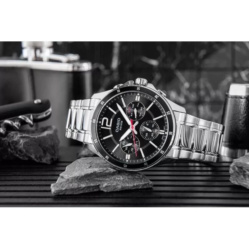 Casio MTP-1374D-1AV Relógio de quartzo analógico de homem Aço inoxidável 43,5 mm