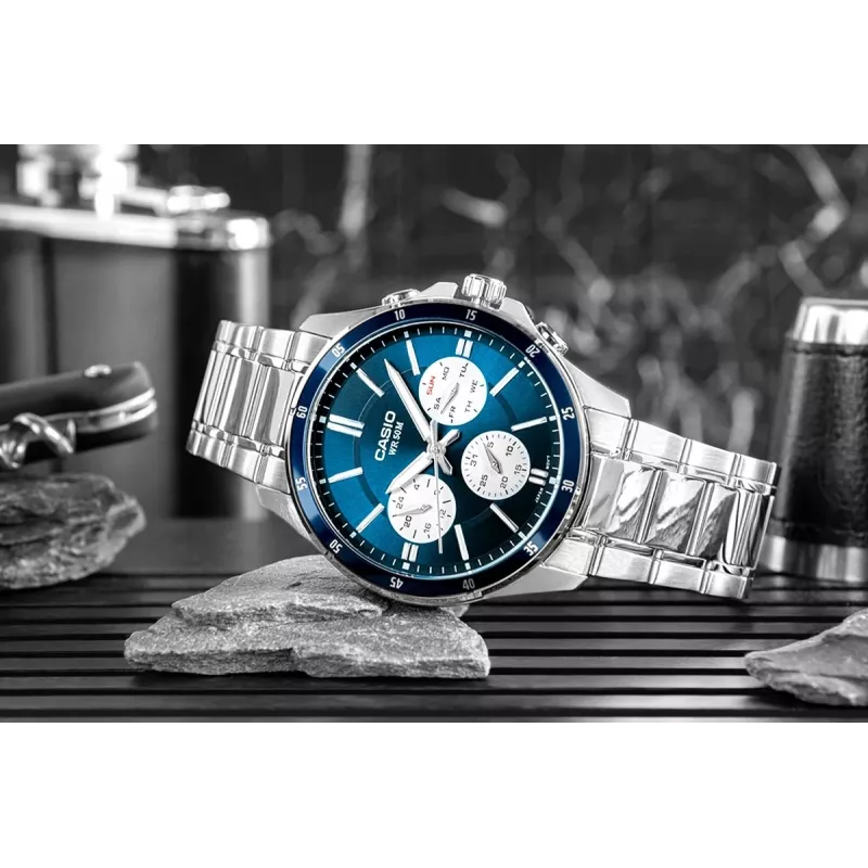 Casio MTP-1374D-2A3 relógio de homem analógico de quartzo com bracelete de aço inoxidável, mostrador azul, indicação de dia e data, 50m resistência à água