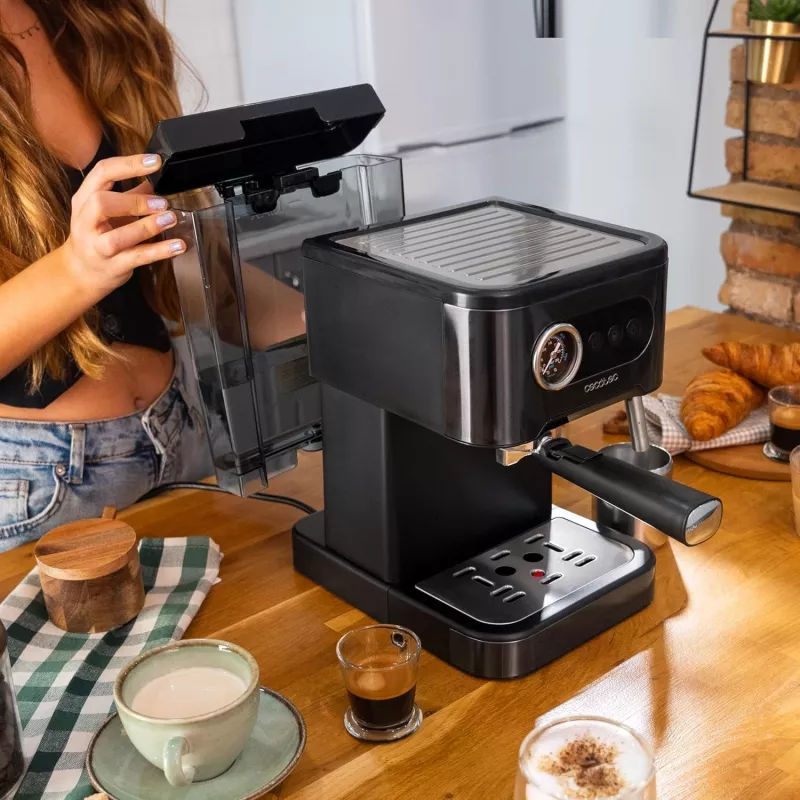 Cecotec Máquina de café Power Espresso 20 Pro Latte, 20 bar de pressão, espumador de leite integrado, semiautomática, Preto, 1350 W