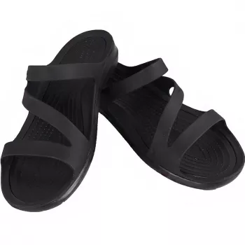 Sandálias Crocs Swiftwater Sandal W para mulher chinelos preto 203998-060 EU 36-37