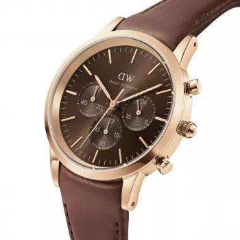 Daniel Wellington Classic Relógio de homem 42mm DW00100640 - Caixa de ouro rosa, mostrador preto, bracelete de pele preta