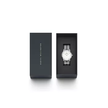 DANIEL WELLINGTON Petite Lumine Relógio de mulher 26mm Aço inoxidável prateado malha DW00100679