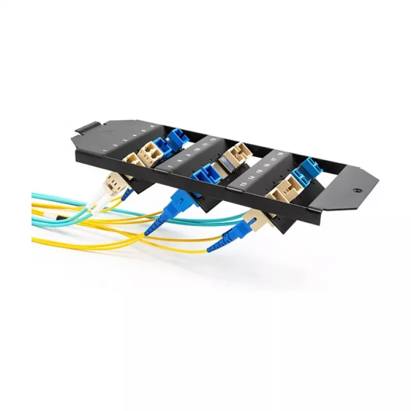 Delock Suporte de montagem em fibra ótica para caixa de chão 18 portas para acopladores SC simplex / LC duplex, preto (88163)