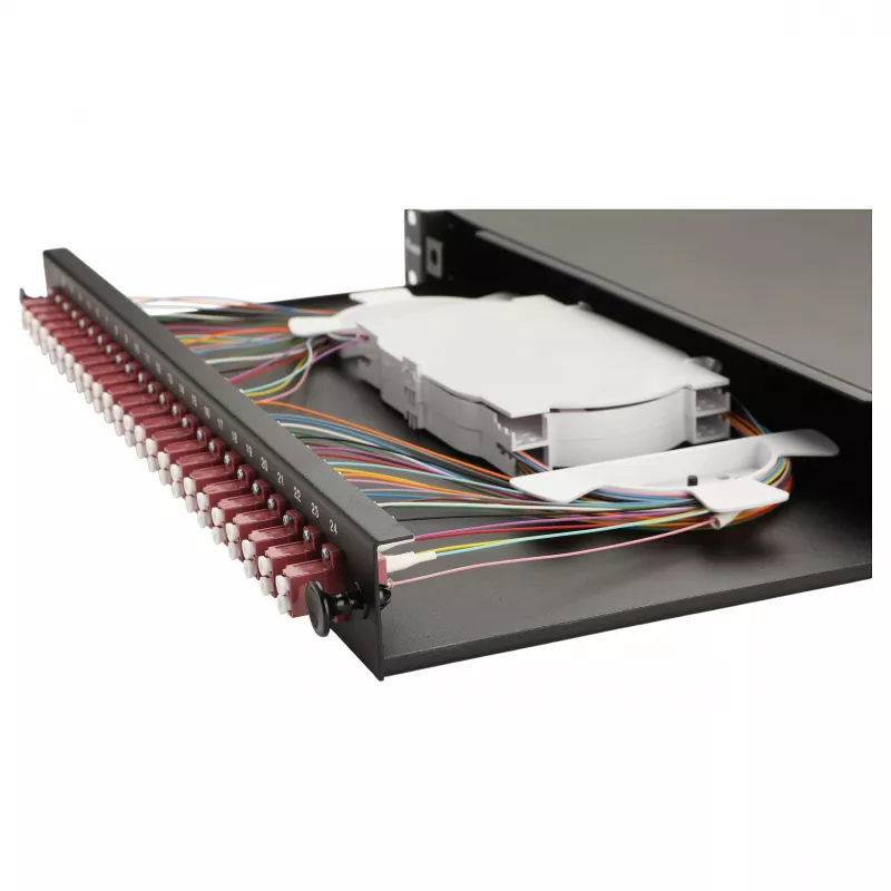 Caixa de fusão de fibra ótica Equip 24 portas, LC Duplex, OM4, 1U, equipada, preta