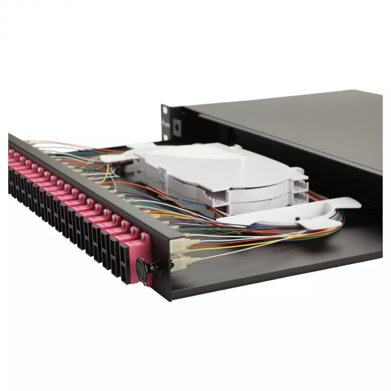 Equip Caixa de fusão de fibra ótica 24 portas, SC Duplex, OM4, 1U, equipada, preto