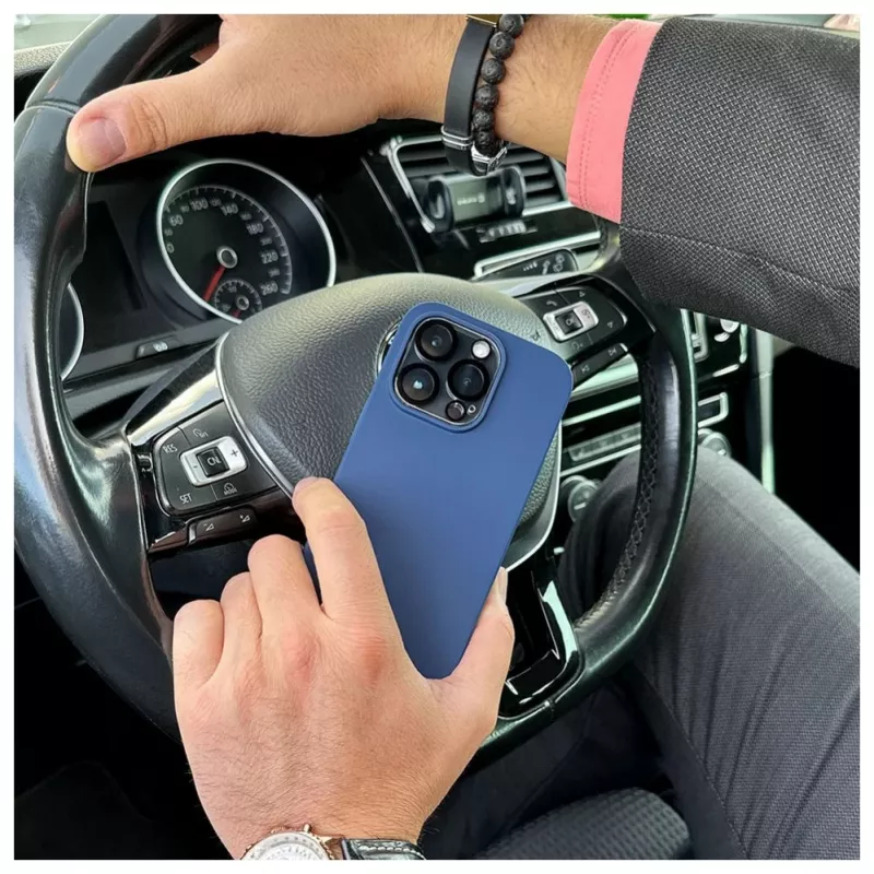Evelatus Capa de silicone Soft Touch MagSafe Premium para Apple iPhone 14 Pro azul-meia-noite
